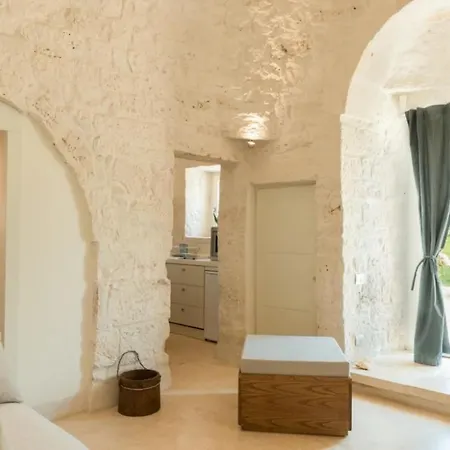 Trulli Terrarossa 别墅 *